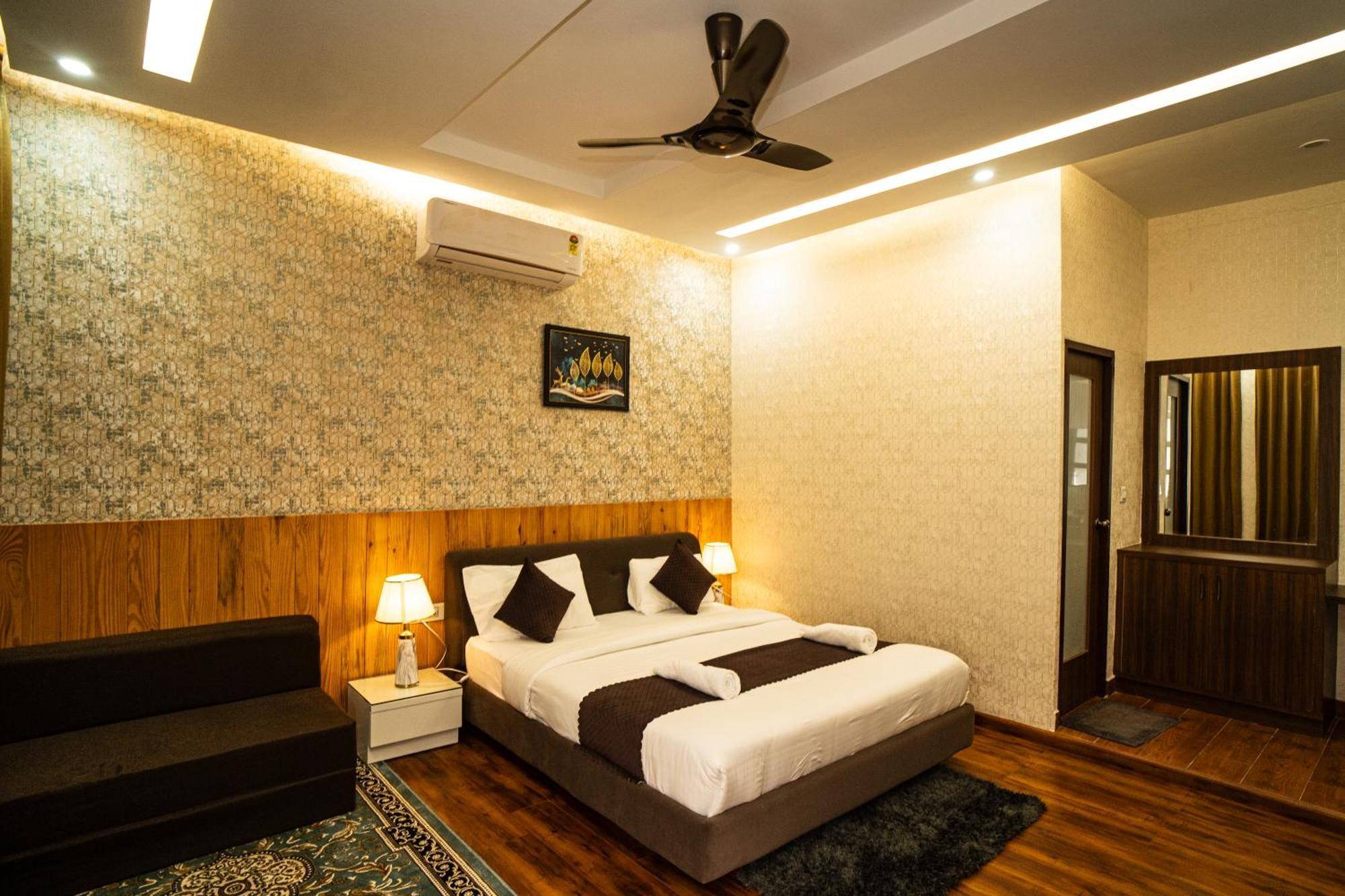 The Aravali Resort Bijni Esterno foto