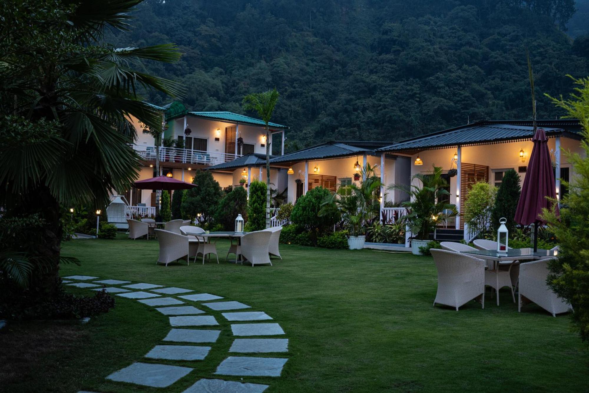 The Aravali Resort Bijni Esterno foto