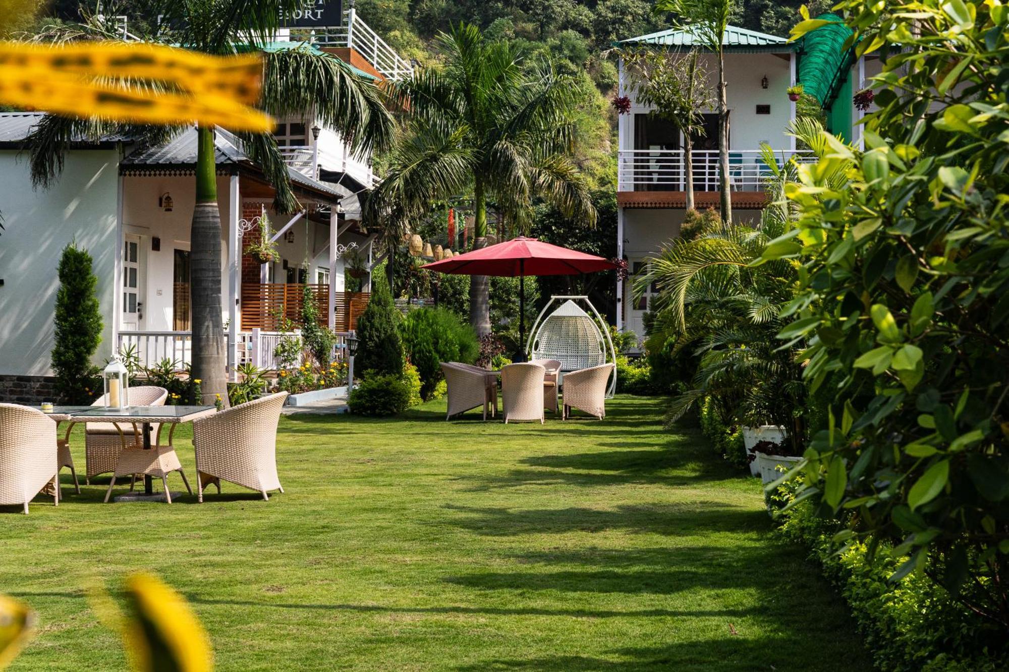 The Aravali Resort Bijni Esterno foto